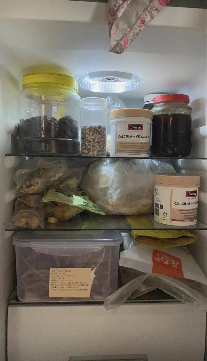 13L大容量才593元刚需闭眼可入！AYX爱游戏高性价比的三开门冰箱2(图2)